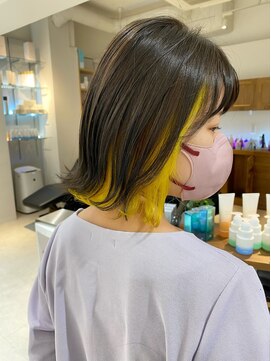 ネイロ 錦糸町(NeiRo) 切りっぱなし外ハネボブインナーカラーイエロー