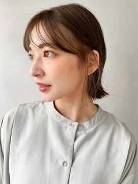 レクタ(RECTA) アッシュベージュイヤリングカラー黒髪ミディアムイルミナカラー