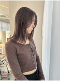 ミディアムストレートニュアンスカラーグレージュ