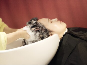 オーバーザムーン(Over The Moon)の写真/アロマオイルを使用したエイジングスパで最高のリラクゼーションを。