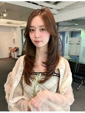 ユーフォリア 渋谷グランデ(Euphoria SHIBUYA GRANDE) レイヤーカット　ベージュカラー