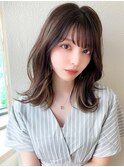 美髪ミディアムストレート寒色系カラー極細ハイライト