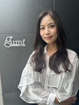 グミ(gumi)の写真/《熊本＊シャワー通り》透明感のある白髪ぼかしも◎厳選した薬剤でダメージレスに美しく＊