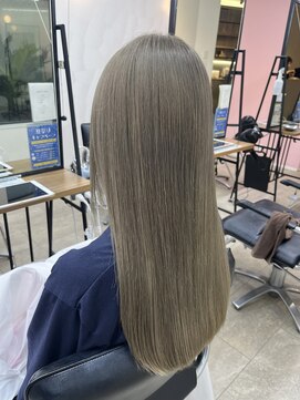 ケーオーエスピンク(K O S pink) ホワイトミルクティーベージュ/ブリーチ2回