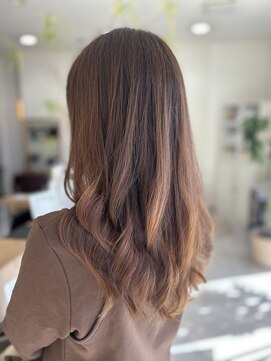 セミロングレイヤー