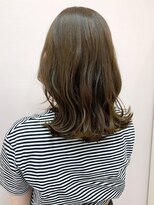 ソンノ(sonno)&nbsp;オリーブベージュ アッシュ 髪質改善 ミディアムレイヤー