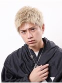 メンズアップバングベリーショートハイトーンツーブロック