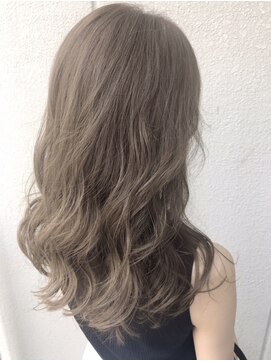 エリス ウメダ(Eliss umeda) ミルクティーブラウンベージュ