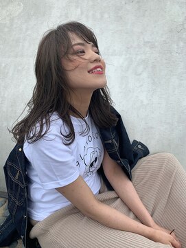 ビューティー サロン ウララ(Beauty Salon URARA) セミロング×地毛風カラー