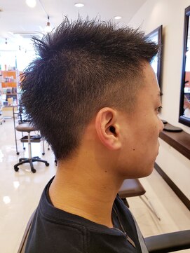 デュークス(DEUX) ツーブロックアシメショート