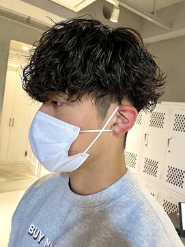 エリマ 調布(elima) 無造作マッシュ/刈り上げフェード/波巻きスパイラル/【調布】