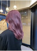 ふんわりカールヘルシーセミロングルーズヘアブライトピンク