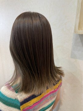 ナンバー リコ 名駅 ジャム 名古屋(N° rico JAM) インナーカラー　シルキーブラウンベージュ