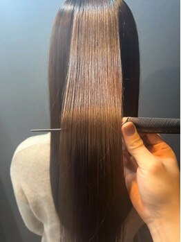 テシードオラム(Tecid Olam)の写真/上質トリートメントのダメージケア×ダメージレスな髪質改善ストレートで、毎日サラサラで艶のある髪作り