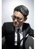 大人男子のブリーチカラー