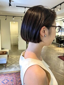 ファイブシーン アオヤマ(5SCENE AOYAMA) 切りっぱなしボブミニボブパーマくびれボブ外ハネボブブリーチ