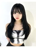 黒髪ロングレイヤーウルフ