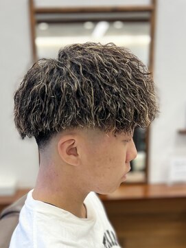 ニュートラル(Neutral) スキンフェードツイスパ