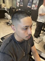 フランクスバーバー アンド ビアークラブ(FRANK'S BARBER and BEER CLUB)&nbsp;スパイキーショート/フェザーパーマ/サーフカール/有楽町