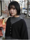 パツっと切りっぱなしボブ顔まわりレイヤー