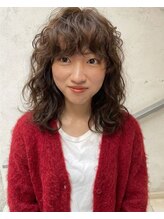 スノッブエモア(SNOB emoi)&nbsp;レイヤーカット　ミディアムパーマ　髪質改善カラー