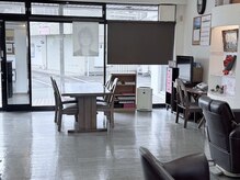 美容室ぽてとの雰囲気（待合い&施術待ちコーナー）