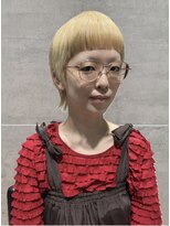 イラカ(elaka)&nbsp;ハイトーンカラー×マッシュショート