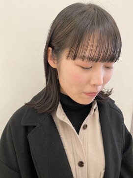 マカロンコワフュールドウシワカマル(macaron coiffure de ushiwakamaru) ワイドバングで黒髪でも個性派お洒落！【沼津・沼津駅】