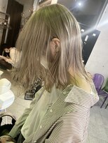 ハイク(HYKE) 【HYKE】鈴木　ホワイトベージュ×ミディアムボブ＊＊