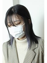 ビアージュ(Viage)&nbsp;:ミディアム　:インナーカラー　:グレー :グレージュ　:ブリーチ