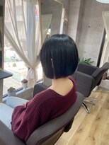 エルド(eld) ミニボブ×暗髪　大人可愛い