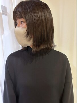 ツイギー 宮西店(TWiGGY) 外ハネボブに顔周りレイヤー