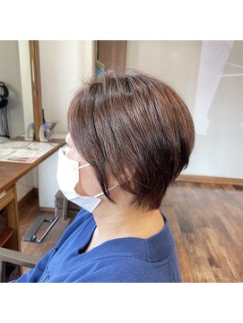 ギギ(9191) 春カットすっきりショートヘア