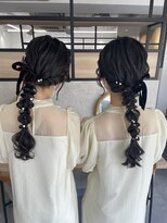 シー(thee)&nbsp;双子ヘアセット