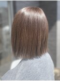 新色イルミナムーンライト×切りっぱなしボブ