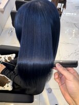 リーホリエ(Lee Horie) 髪質改善で美髪ブルーに