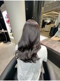 暗髪オリーブグレージュくびれミディアム外巻きレイヤーカット