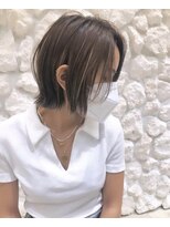 ヘアサロン エフ 渋谷(F) #外ハネ#顔周りレイヤー#アッシュ#小顔見せレイヤー