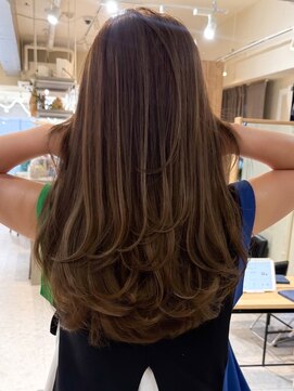 ゴカン バイ ジル ブラン 名古屋(Gokan by JIL BLAN) ハイライトバレイヤージュダブルカラーショートカット30代40代