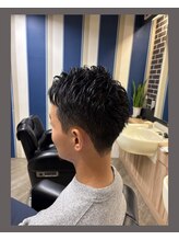 清潔感が欲しいビジネスマンや短めスタイルにしたい学生などに人気のショートスタイル【高井透馬】