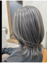 イル(iru)&nbsp;白髪ぼかし◎コントラストハイライト/Miku