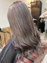 ノーム 横浜(NORM) ダブルカラー グレージュ ブリーチカラー