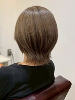 リッチ 横須賀中央店(Rich)&nbsp;くびれショート 白髪ぼかしハイライト レイヤーボブ 30代 40代