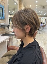 ティンク センター南 (Tink)&nbsp;シアーベージュの大人ハンサムショート