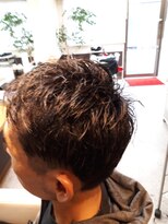 ラ モナ&nbsp;スパイキーヘア。