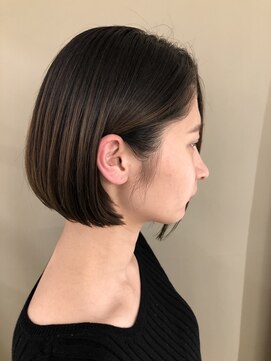 リノショアーズ ショウナン 辻堂店(RinoShores SHONAN) 大人美人ショコラアッシュシンプルショートボブ  川崎 朋弥