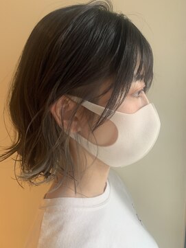 ロロ(ro-ro) 【恵比寿ro-ro】インナーカラー×シルバーアッシュ