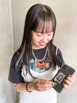 トゥコ(tuco) インナーカラーフェイスフレーミングハイライトブロンド