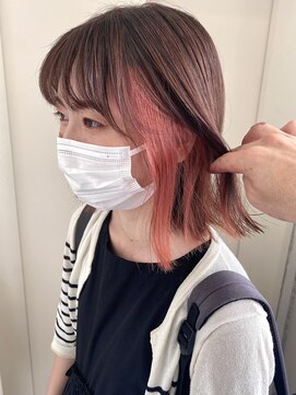 ヘアーデザイン シュシュ(hair design Chou Chou by Yone) インナーカラーさくらピンク&ボブ♪