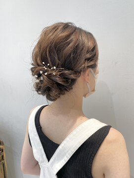 ネオリーブギンザ 銀座店(Neolive GINZA) 飾りに合わせて!ゆるっとアップに